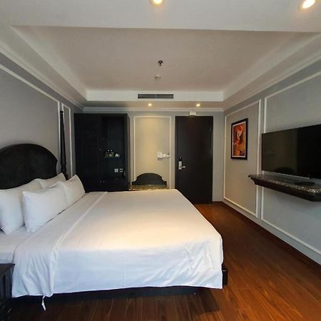 Bay Luxury Hotel Hanoi Bagian luar foto